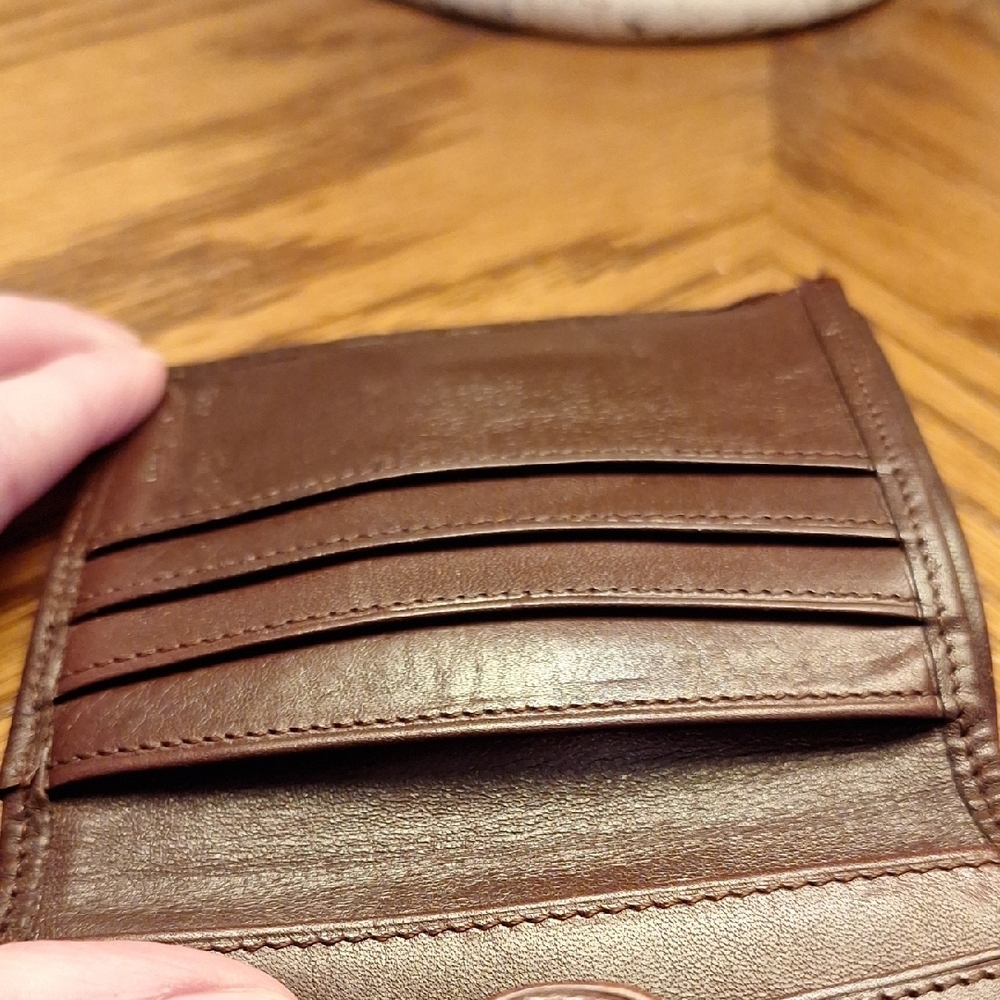 Polo by Ralph Lauren Vintage Leather Bifold Wallet - Picture 10 of 16